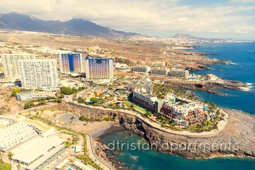 Skyline View Apartment - Free Private Parking Including & Guest Bonus أذيخي المظهر الخارجي الصورة
