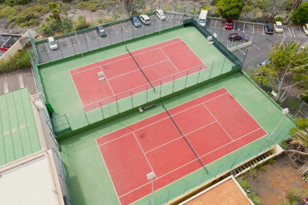 Skyline View Apartment - Free Private Parking Including & Guest Bonus أذيخي المظهر الخارجي الصورة