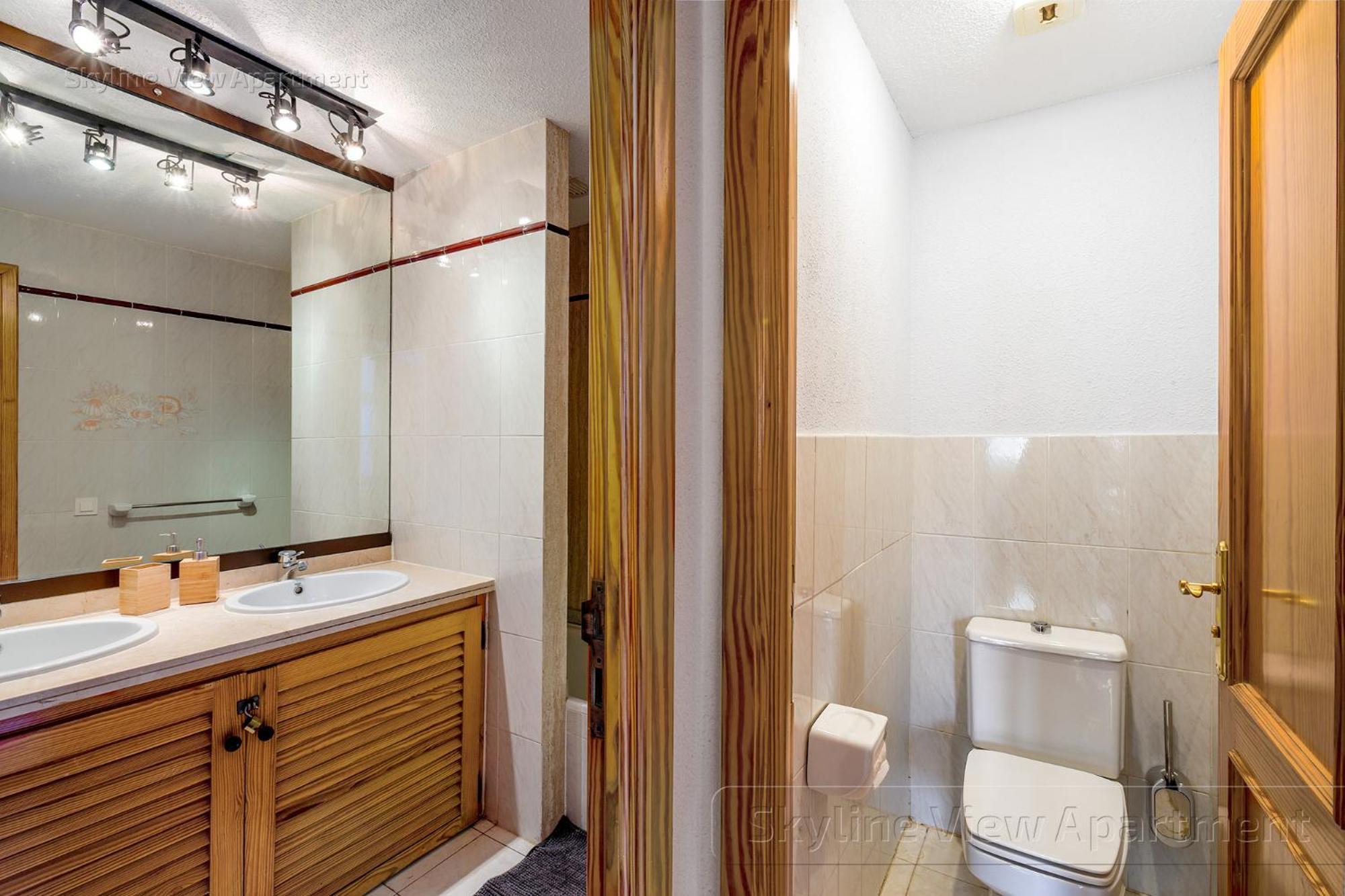 Skyline View Apartment - Free Private Parking Including & Guest Bonus أذيخي المظهر الخارجي الصورة